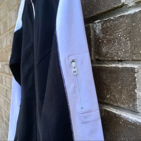 NEW Roots Zip-Up Yoga Jacket | Medium - Picture 6 of 10